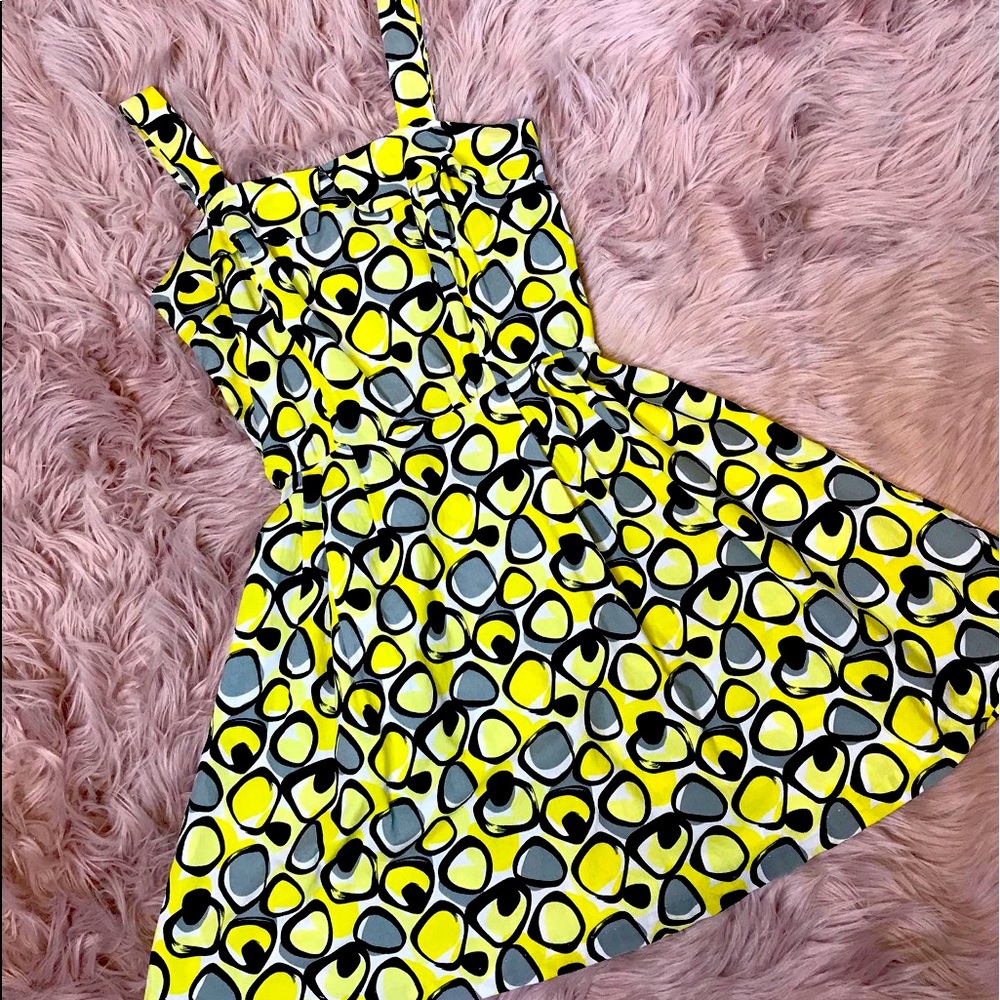 VINTAGE BLACK AND YELLOW DRESS
